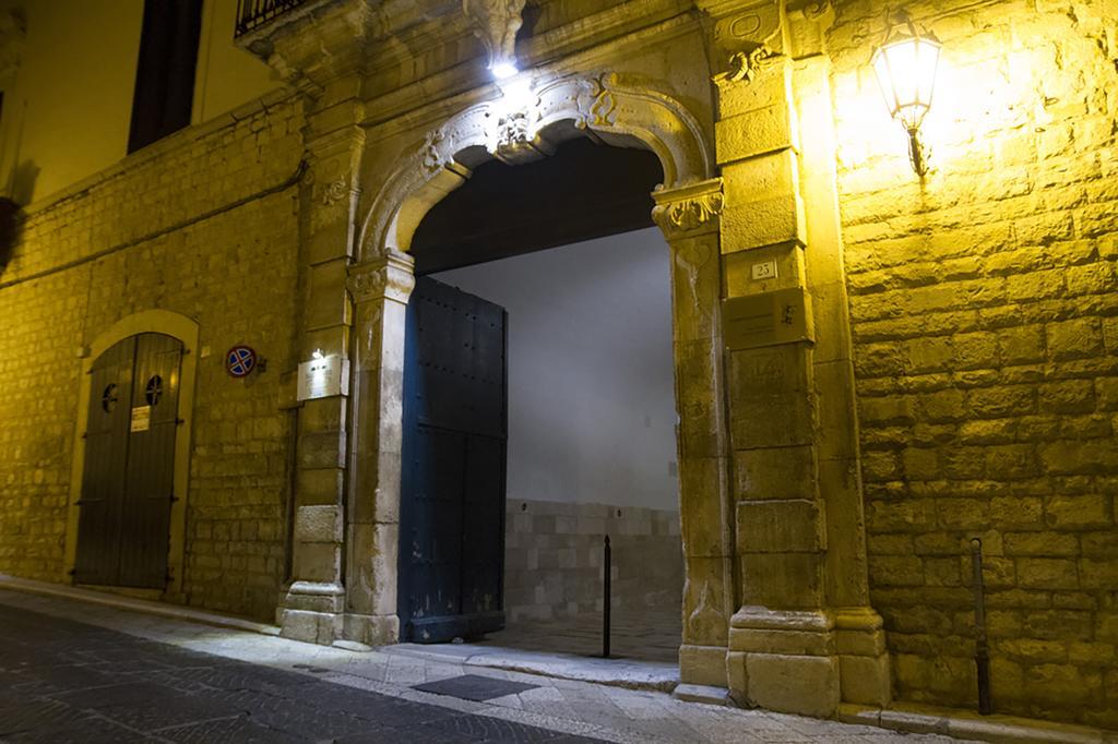 Palazzo Bianchi Domus Holidays トラーニ エクステリア 写真
