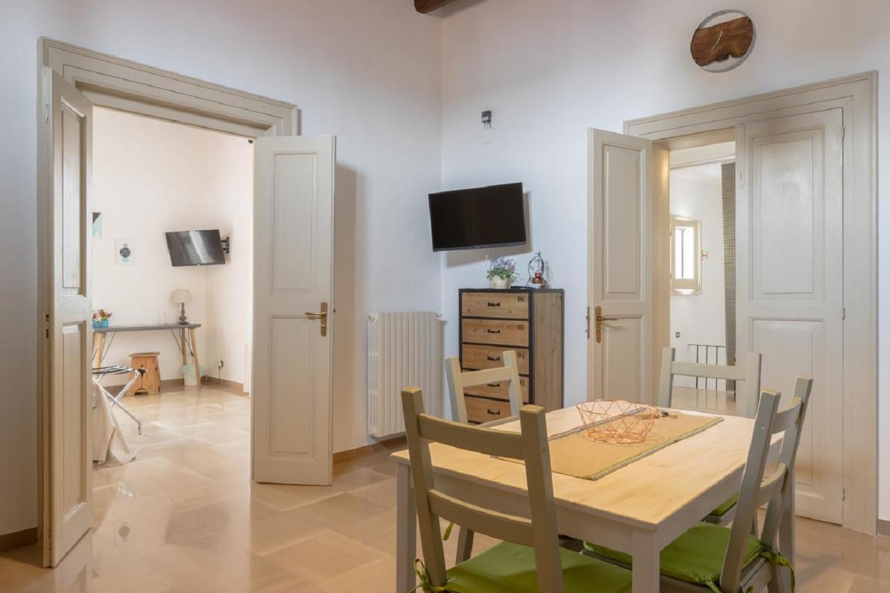 Palazzo Bianchi Domus Holidays トラーニ エクステリア 写真